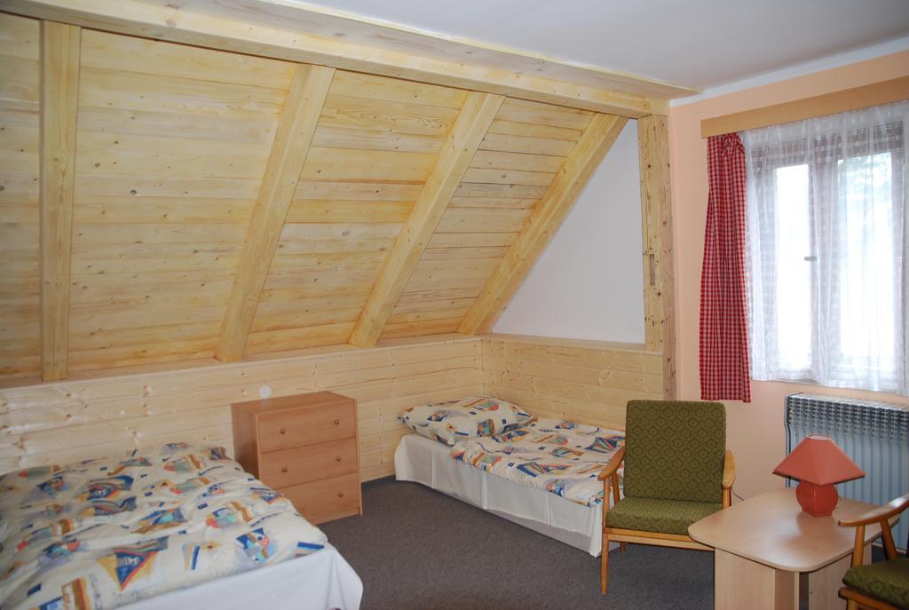 Penzion Medvidek Tanvald Room photo