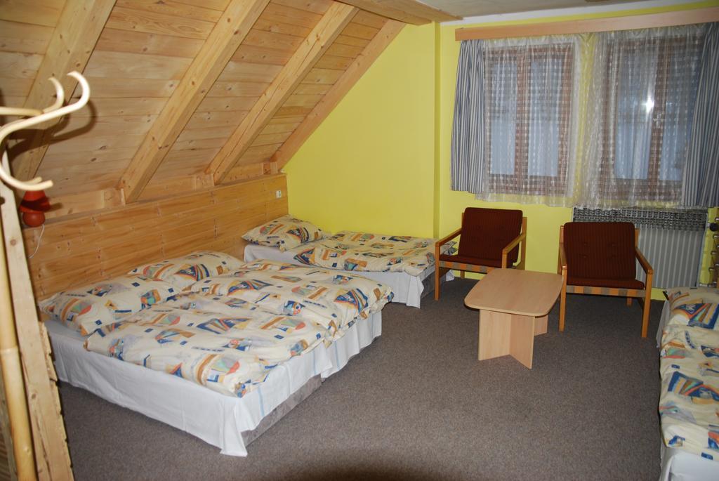 Penzion Medvidek Tanvald Room photo